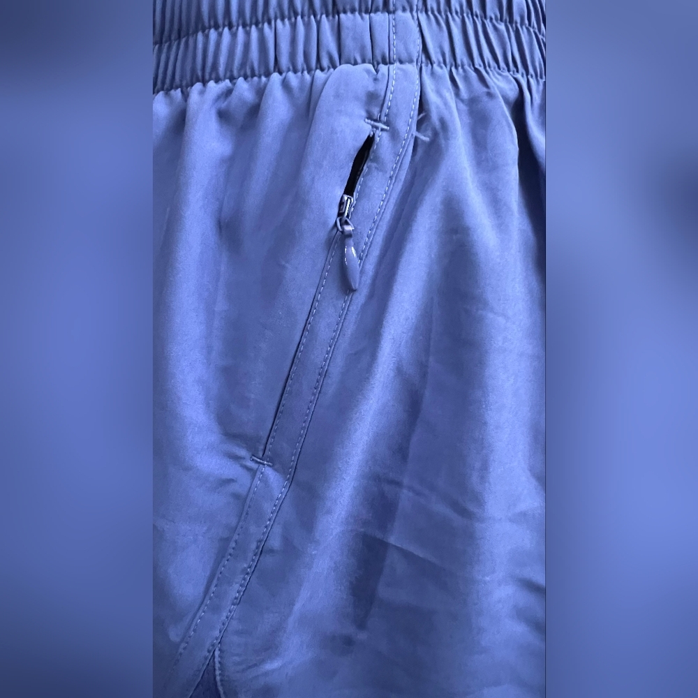 Under ArmourWomen's UA Fly By 3" Shorts - Picture 6 of 10